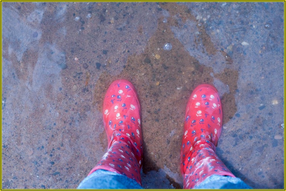 고무 몰딩, 튼튼함과 안전을 동시에 잡는 비결