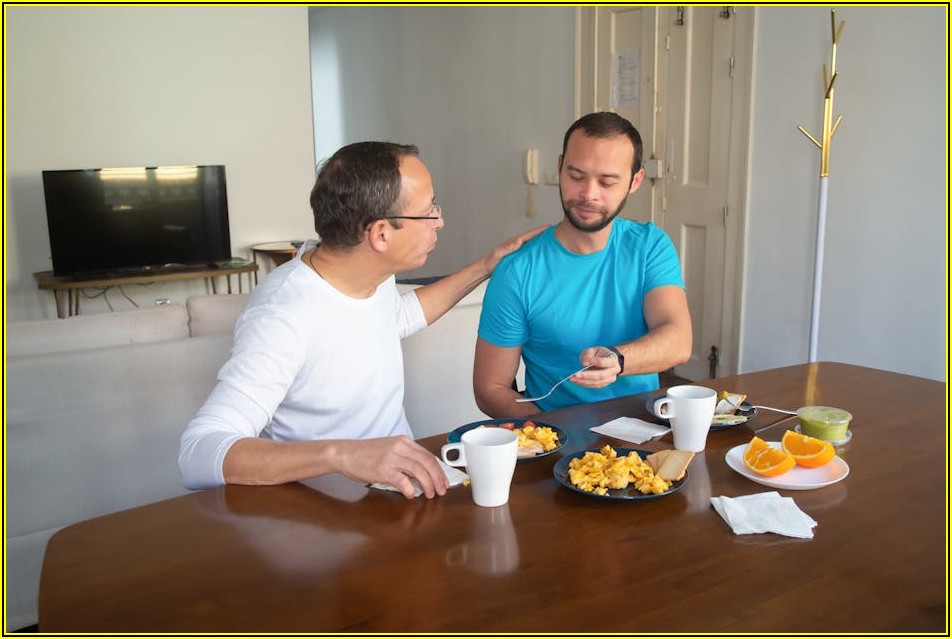똑똑한 호실판 제작, 가성비 높이는 비결
