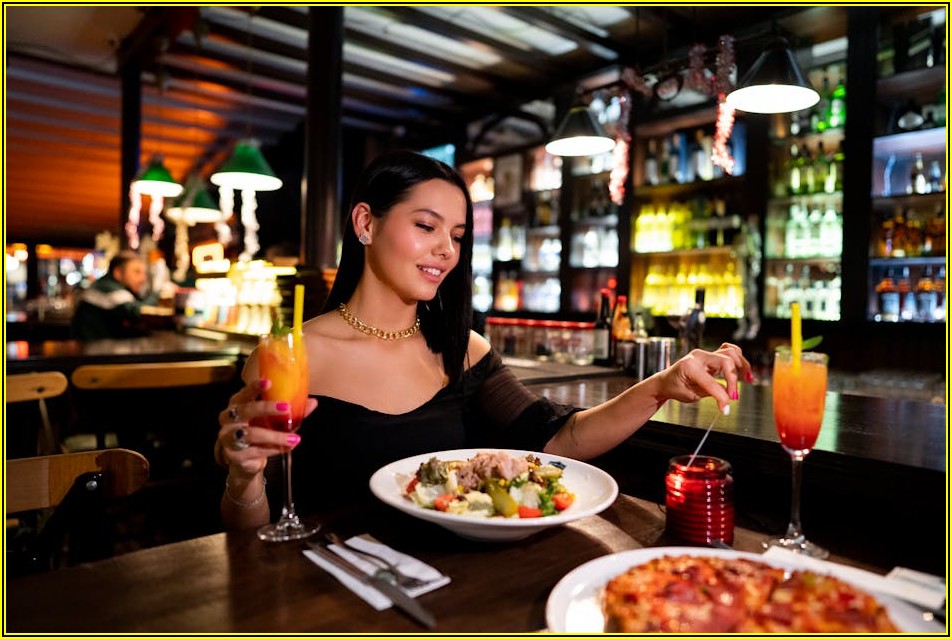 매출 올리는 식당 주방 인테리어, 성공 비결 공개