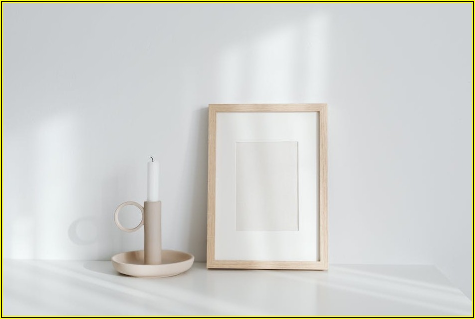 우리 집 인테리어 완성, 얇은 액자 디자인 비교 분석