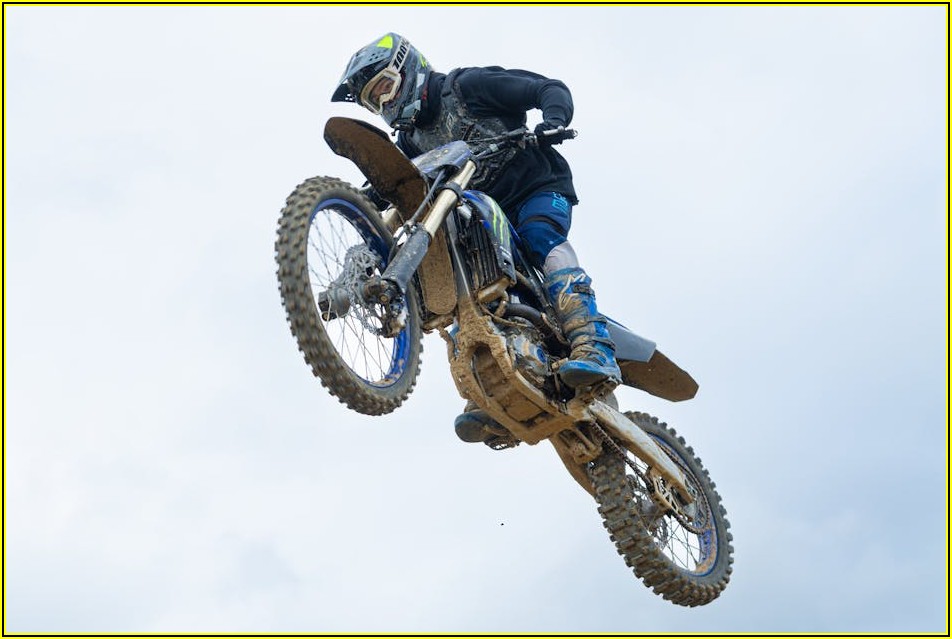 차량 버팀목 선택 가이드: 내구성과 안전 기준은?