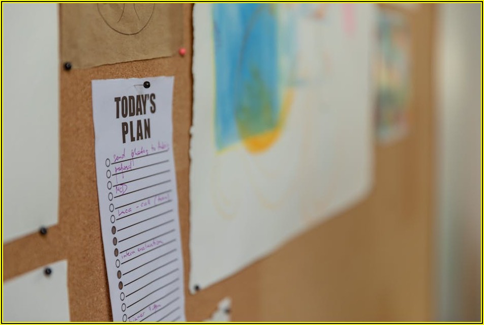 효과적인 사무실 게시판 활용, 업무 능률 향상 전략