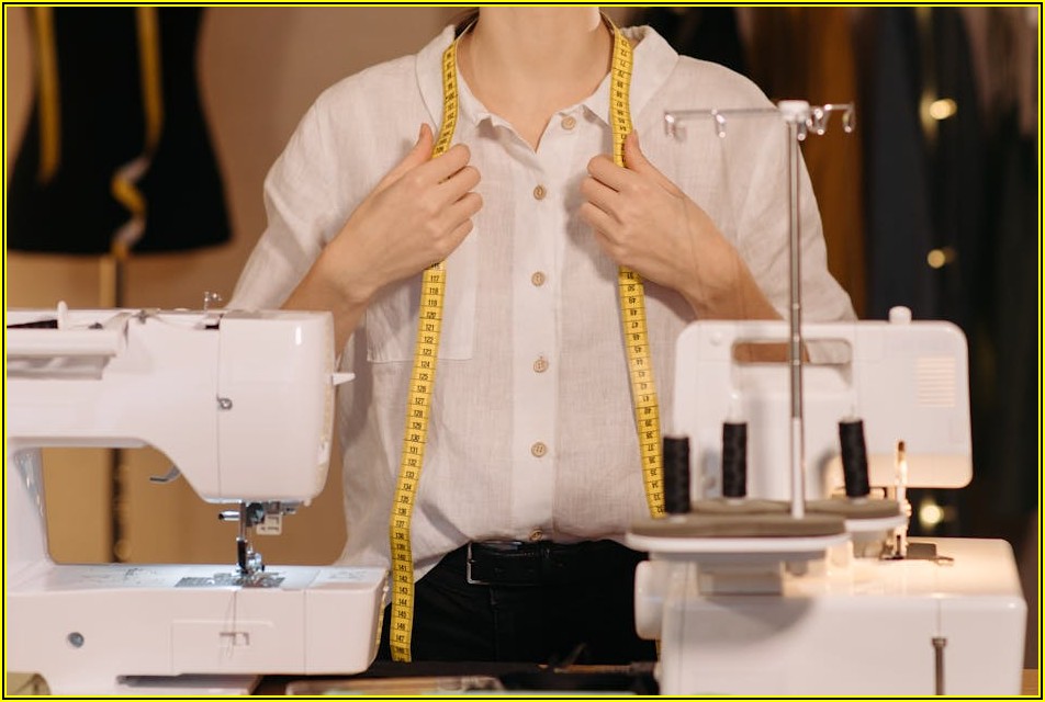 개성만점 자수 티셔츠 디자인, 나만의 감성을 담아보세요