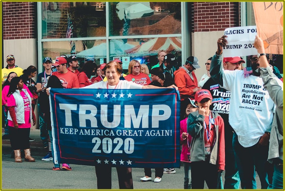 후회 없는 롤배너 제작, 꼼꼼한 업체 선택 방법 공개