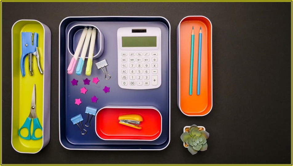 넘치는 서류, 서류 정리함으로 깔끔하게 공간 확보하기