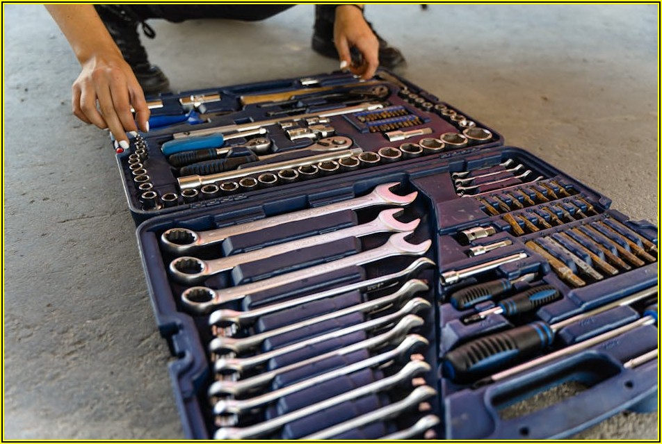 인테리어부터 수납까지, 투명 케이스 상자 활용법