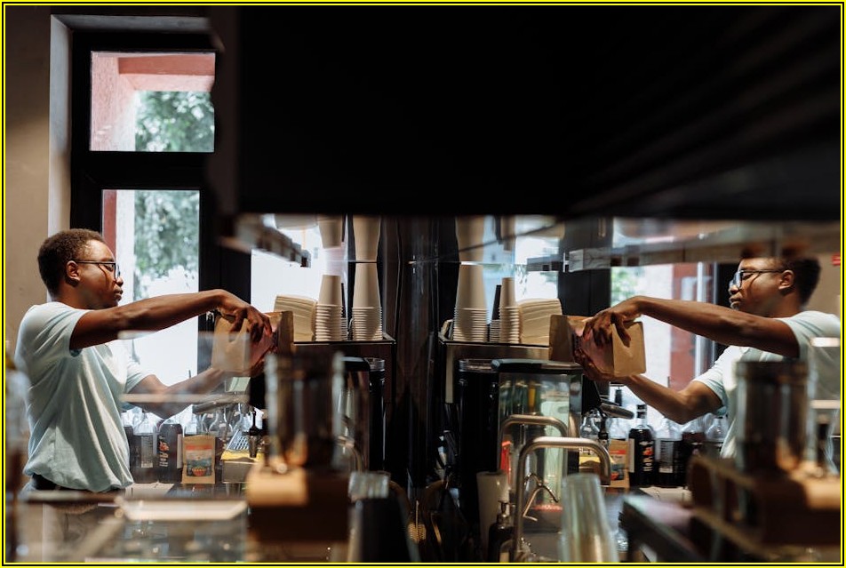 매력적인 투명창 쇼핑백: 상품 진열의 새로운 기준