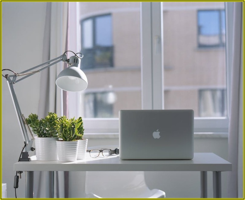 깨끗한 시야 확보, 헤드라이트 PPF 필름으로 안전 운전