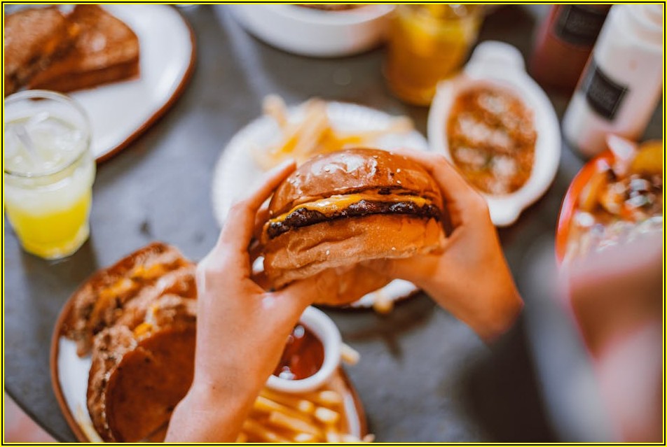 집에서도 전문가처럼! 돈까스 소스 완벽 가이드