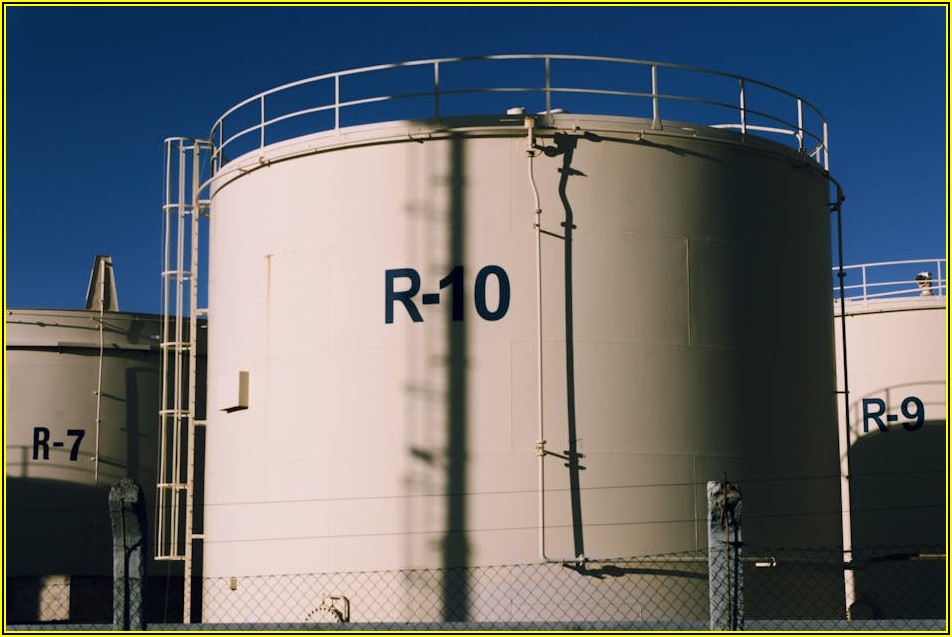 특별한 날, 잊지 못할 추억을 만드는 미니 트로피 맞춤 제작