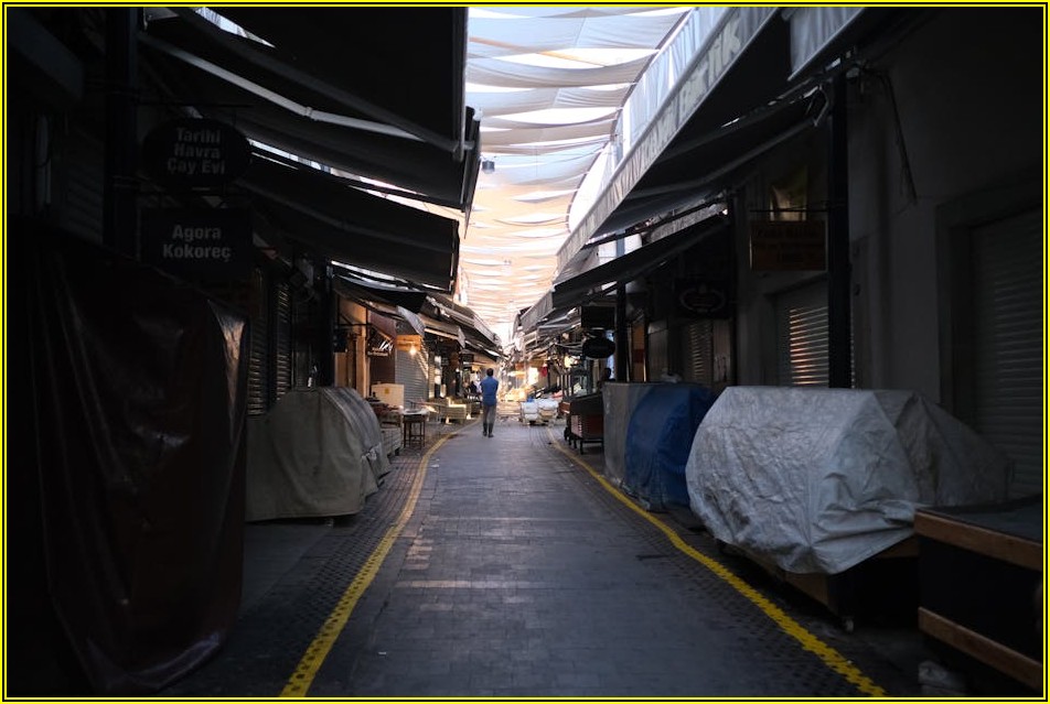 내 집을 지키는 캐노피 지붕, 튼튼하게 오래 쓰는 법