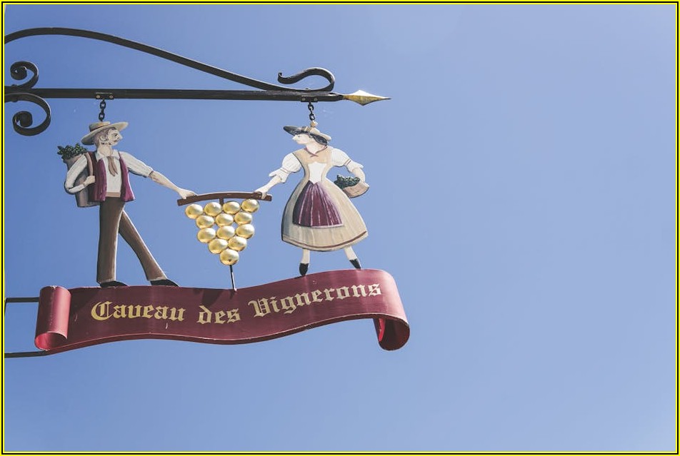 시선 사로잡는 경산 간판, 성공 사업의 필수 조건