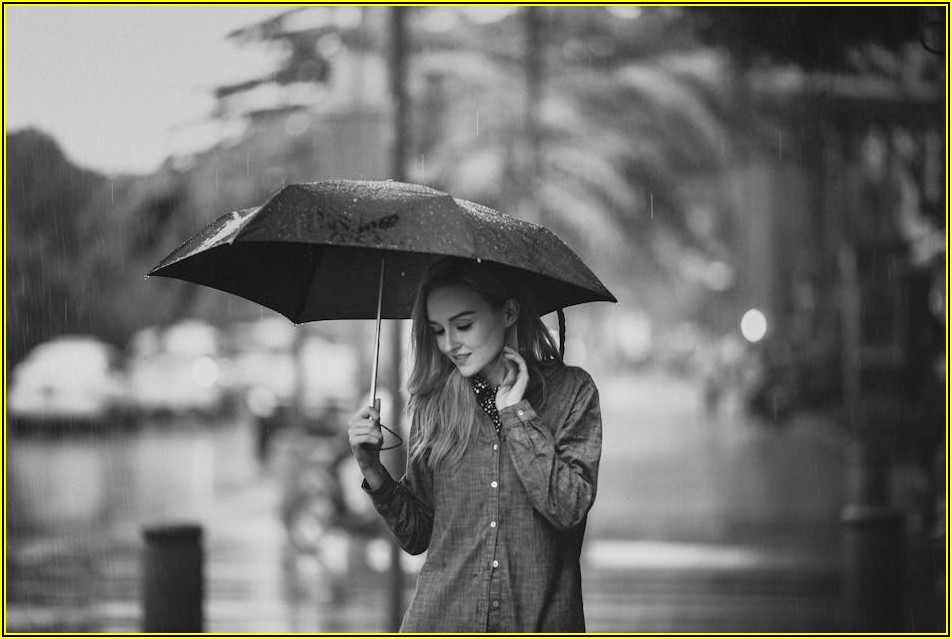 좁은 집도 넓어 보이는 마법, 우산걸이 활용 꿀팁