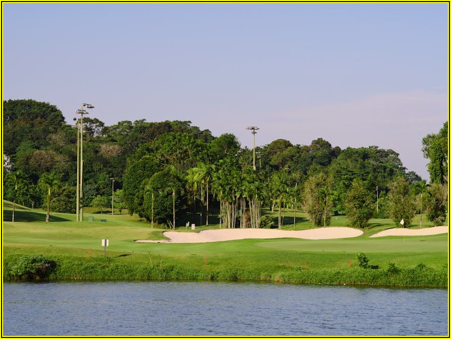 집에서도 프로처럼, 최신 골프 연습 장비 완벽 가이드