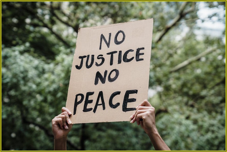 연수구 가게 홍보의 핵심, 눈길 끄는 간판 제작 가이드