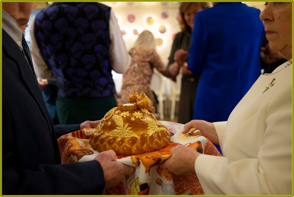 6인용 식탁보 하나로 완성하는 고급스러운 식탁 연출법