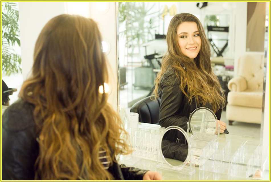 원형 조명 거울: 공간의 품격을 높이는 빛의 마법