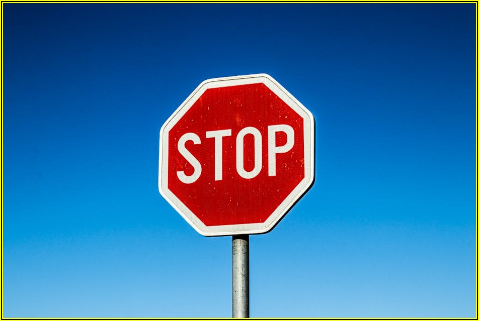 내비게이션만 믿지 마세요! 고속도로 표지판 해석법