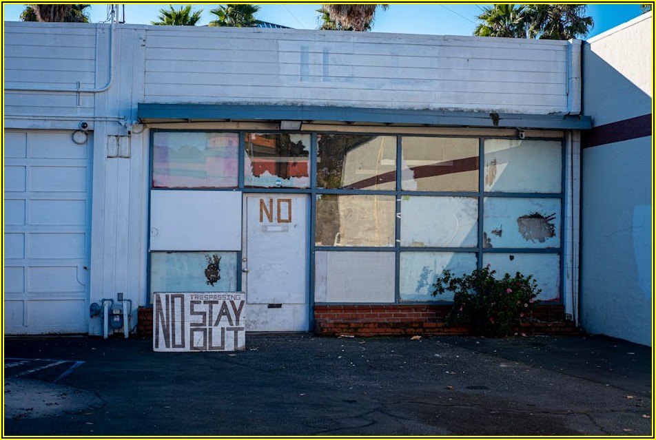 위험 구역 출입 제한: 처벌 규정과 예방책 완벽 분석
