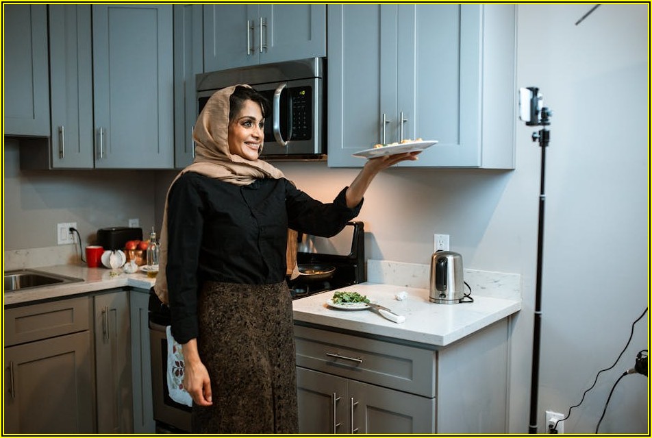 유튜브 자막 번역, 외국어 실력 키우는 비결