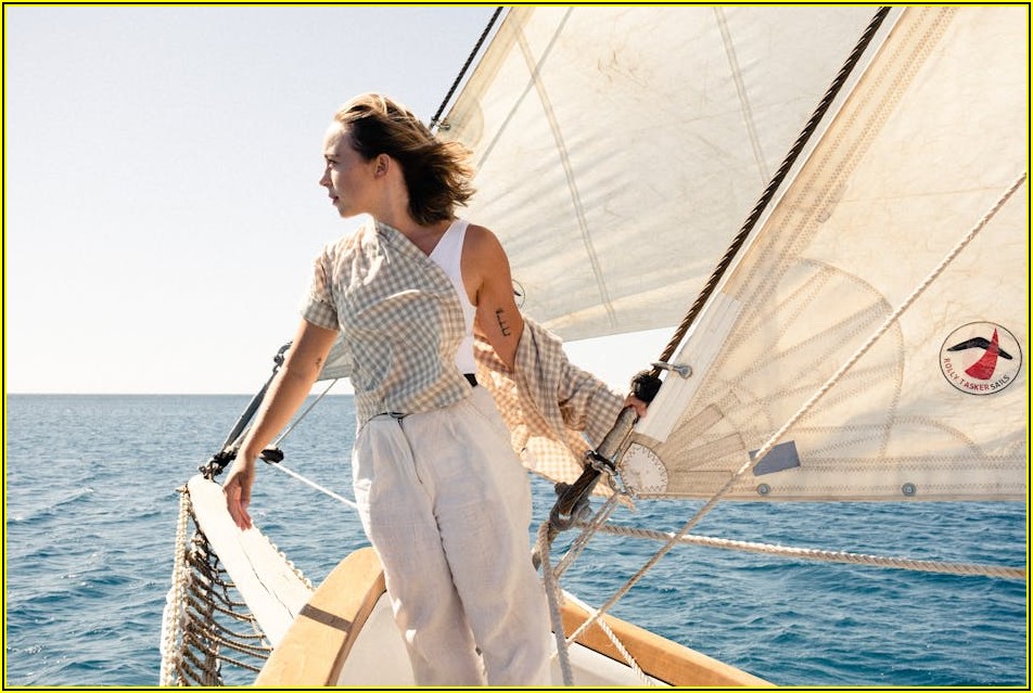 시간이 흘러도 변치 않는 여름 하객룩, 트렌드 분석