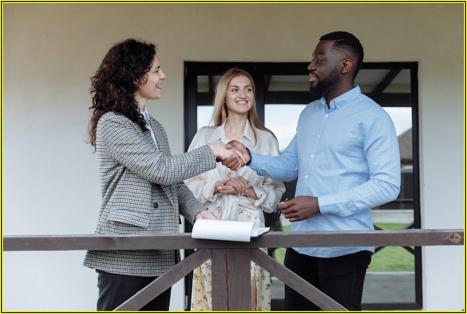 공인중개사 취업 성공, 연봉 상승 위한 경력 관리 비법