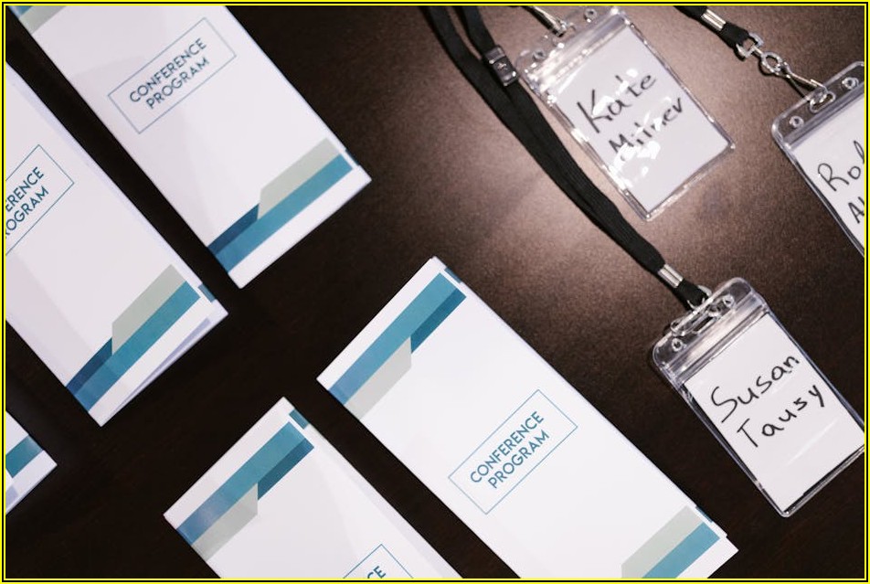 나만의 PVC 명찰, 전문가처럼 디자인하는 법