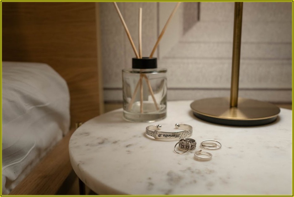 집 안 가득 향기, 천연 재료 DIY 방향제 레시피