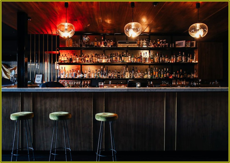 사파이어 글라스 시계, 당신의 선택 기준은?