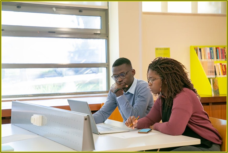 멜버른 대학교, 세계적인 명성과 졸업생들의 이야기