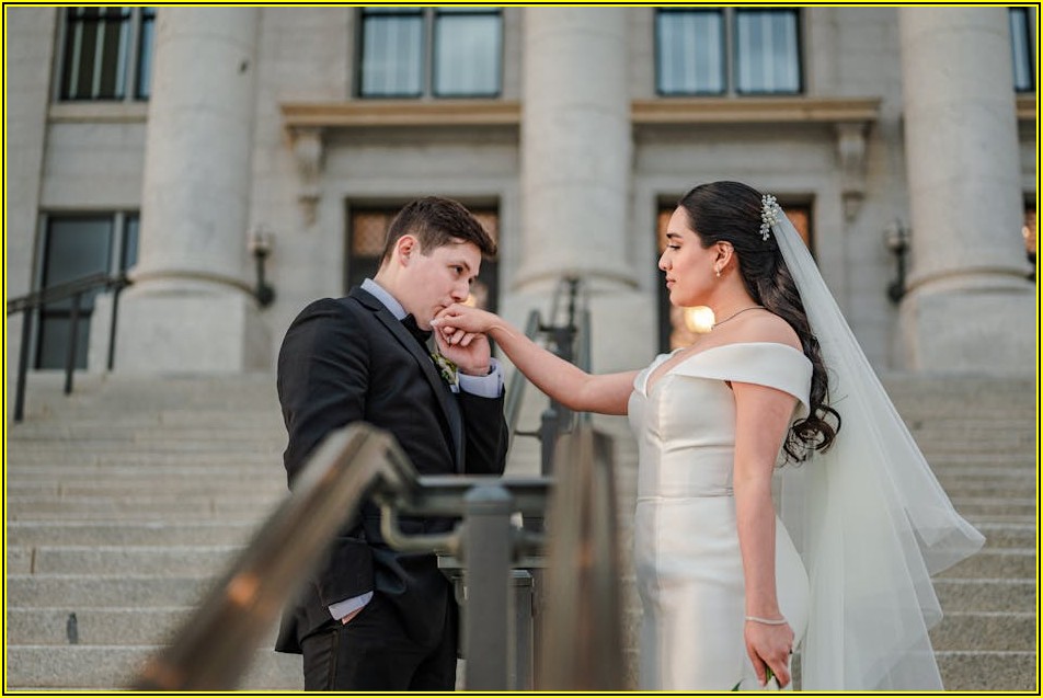 웨딩드레스 제작: 당신의 로망을 실현할 맞춤 가이드