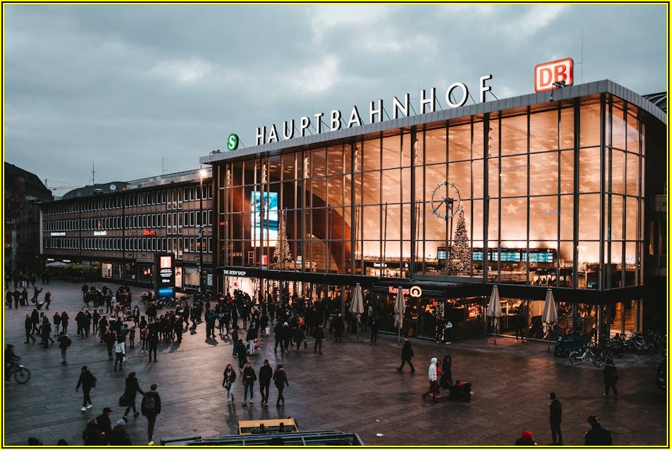 양산 LF스퀘어 완벽 가이드: 주차, 교통, 운영 시간 정보