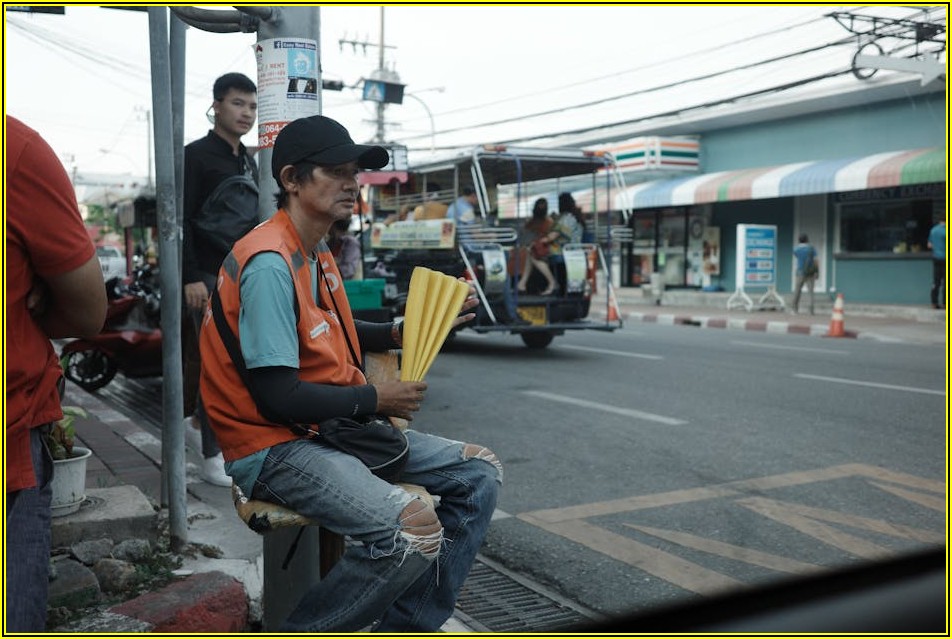 안전 운전의 기본, 삼각대 설치와 법규 준수