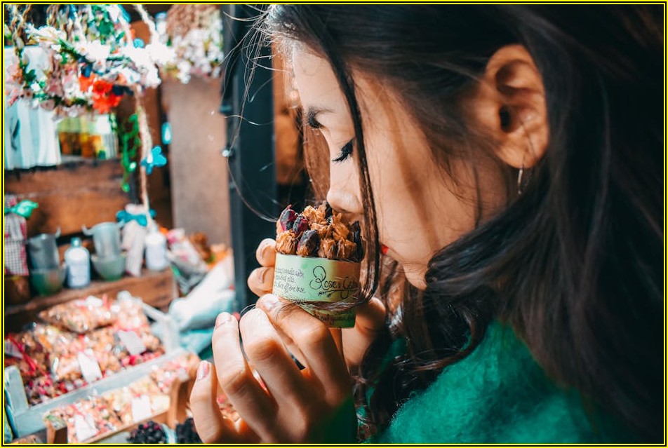 화장실 배수구 냄새, 10분 만에 잡는 비법