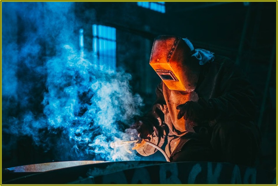 미래 금속 기술의 나침반, 청주 3D 프린팅과 레이저 가공 트렌드