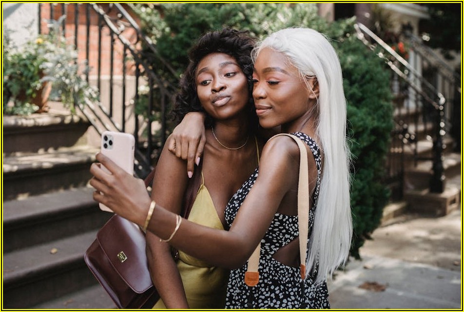 합격 보장! 사원증 사진 촬영 규정 총정리