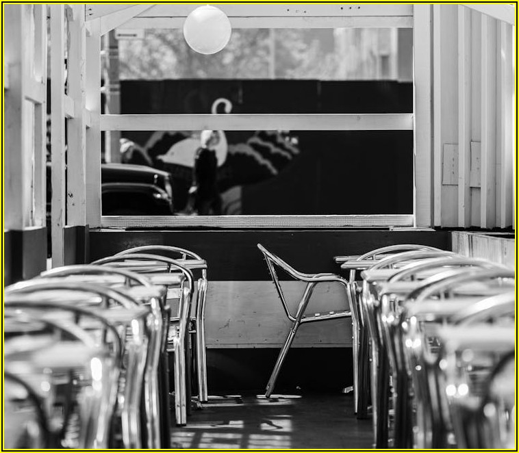 돋보이는 기업 이미지, 알루미늄 명판 활용법