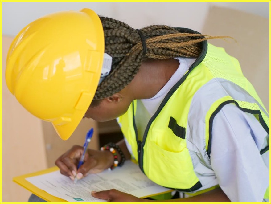 사고 예방의 첫걸음, 건설 현장 안전 교육