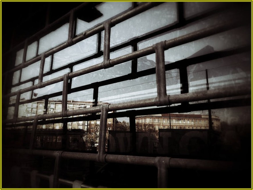 황화철, 숨겨진 보석의 화학적 비밀과 쓰임새