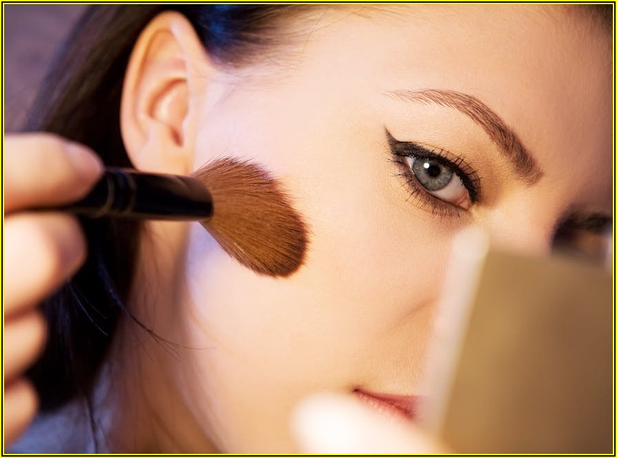 피부 타입별 서울 피부관리: 촉촉 탱탱 피부 만들기