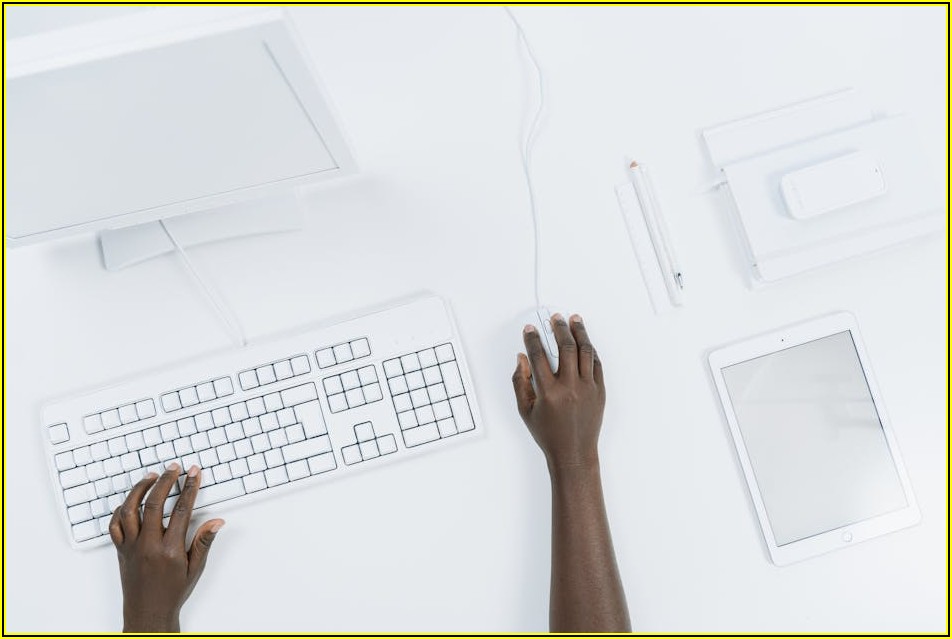 10인치 모니터, 의외의 쓰임새와 활용 노하우 총정리