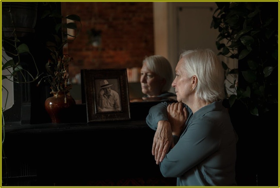 고급스러움 더하기, 우리 집 인테리어 완성하는 액자