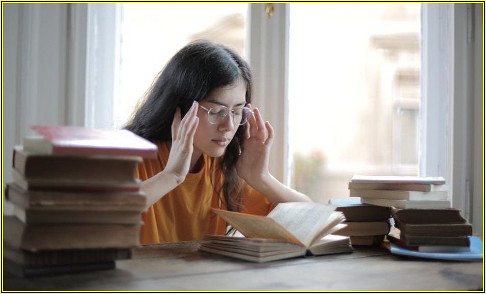 스마트 TV, 똑똑하게 쓰는 법: 앱 설치부터 리모컨 활용법