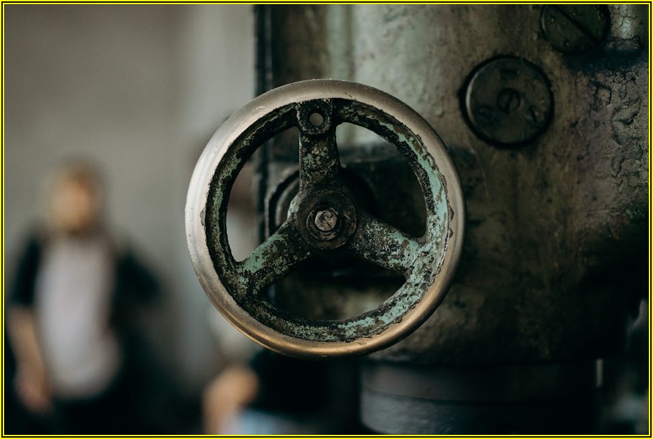 정밀 기어 가공: CNC 기술로 완성하는 혁신